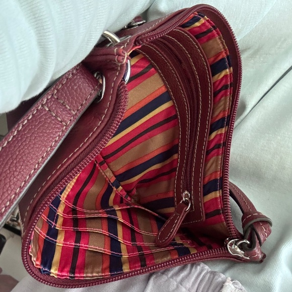 NWoT Genuine Leather Brown Wristlet Clutch Wallet, Zipper Striped Satin Interior - Picture 10 of 12